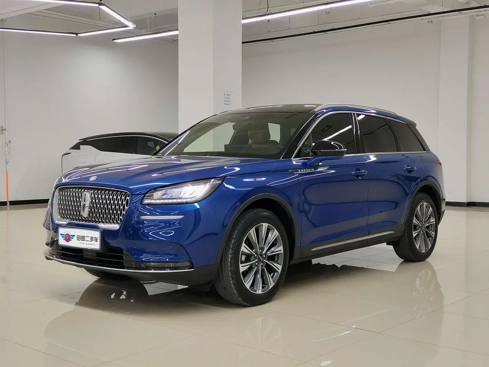 Lincoln Adventurer 2023