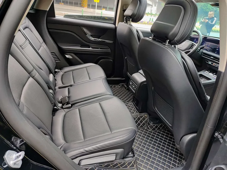 Lincoln Adventurer 2.0T 2WD Elegant Edition 2023 — миниатюра 3
