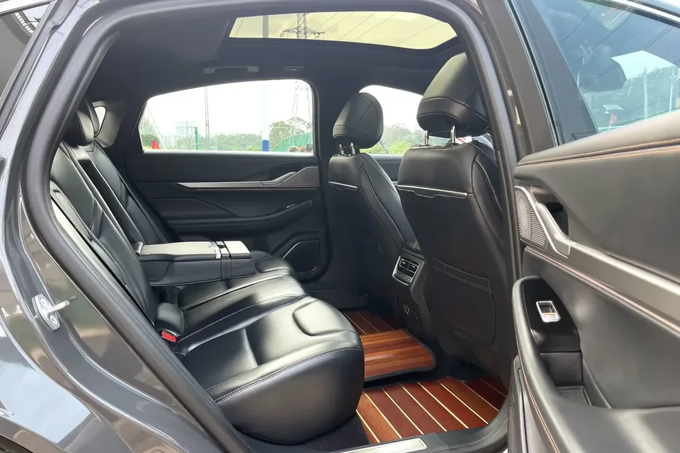Lincoln Z i Premium Edition 2023 — миниатюра 5