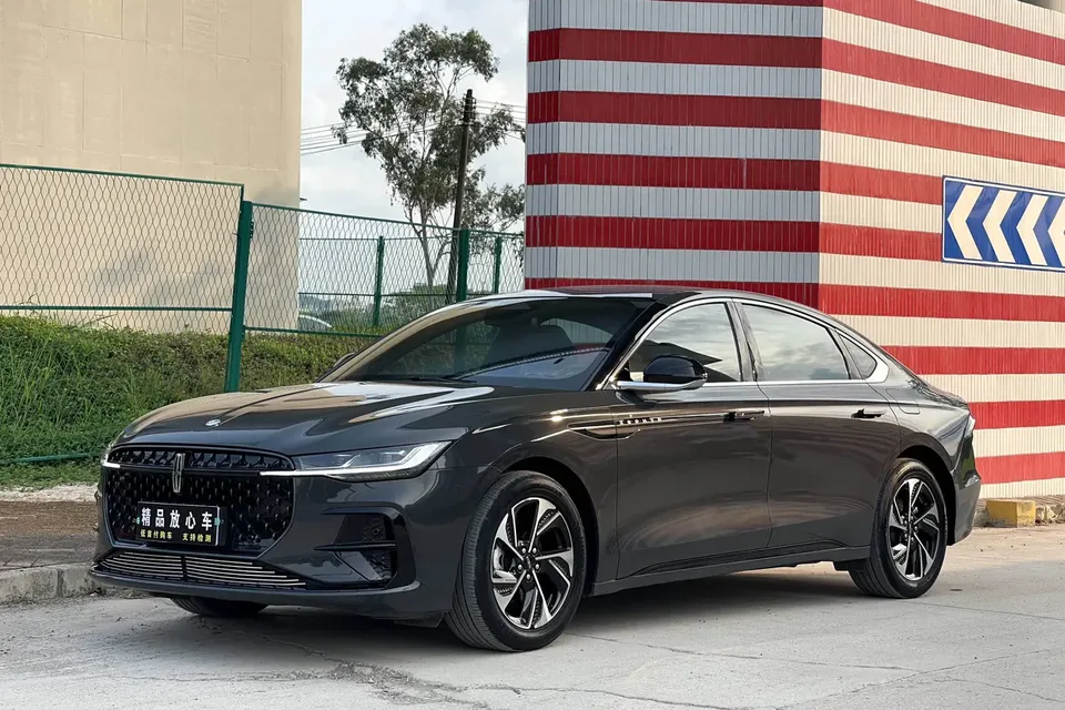 Lincoln Z 2023