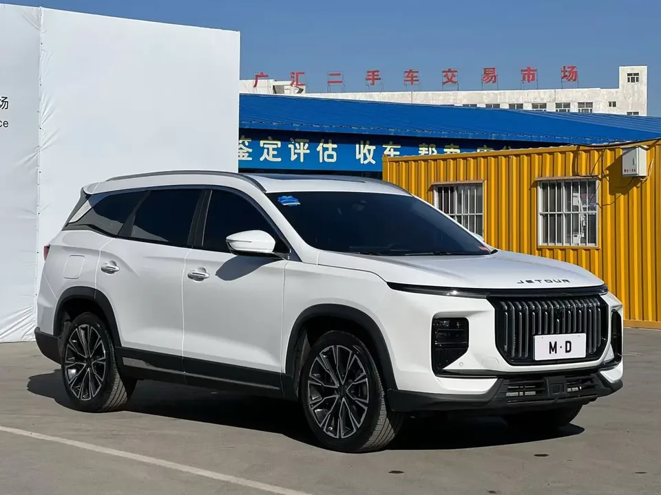 Jetour X90 Pro 2.0TD DCT Premium Edition 2024 — миниатюра 3