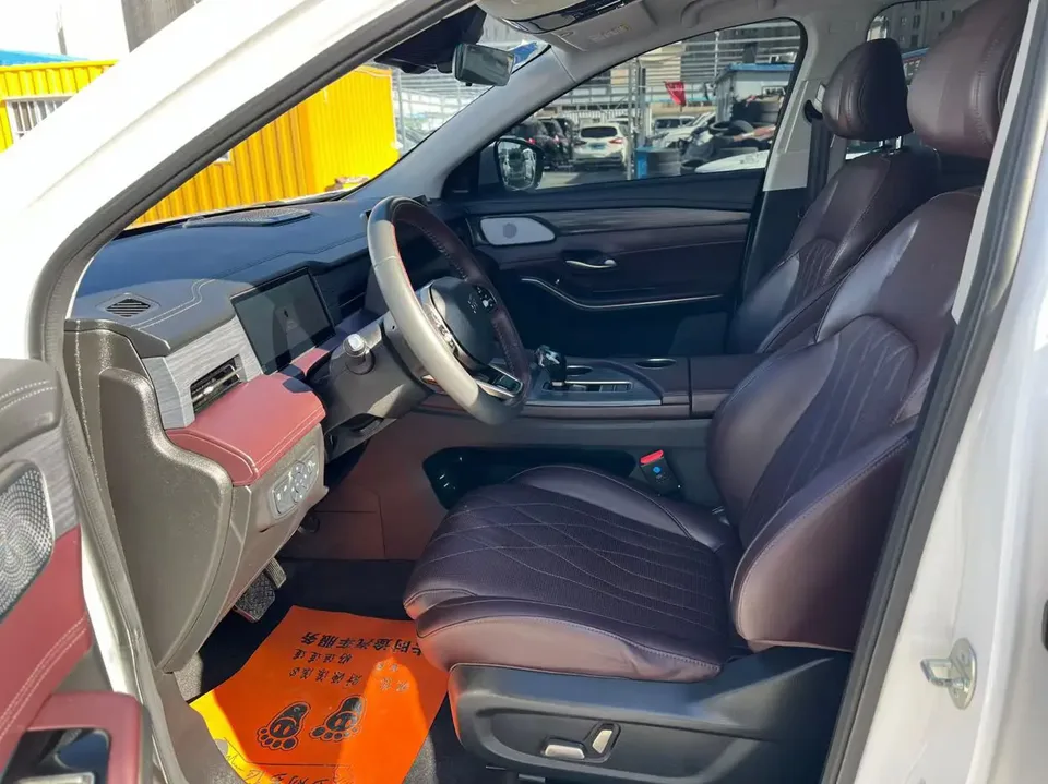 Jetour X90 Pro 2.0TD DCT Premium Edition 2024 — миниатюра 4