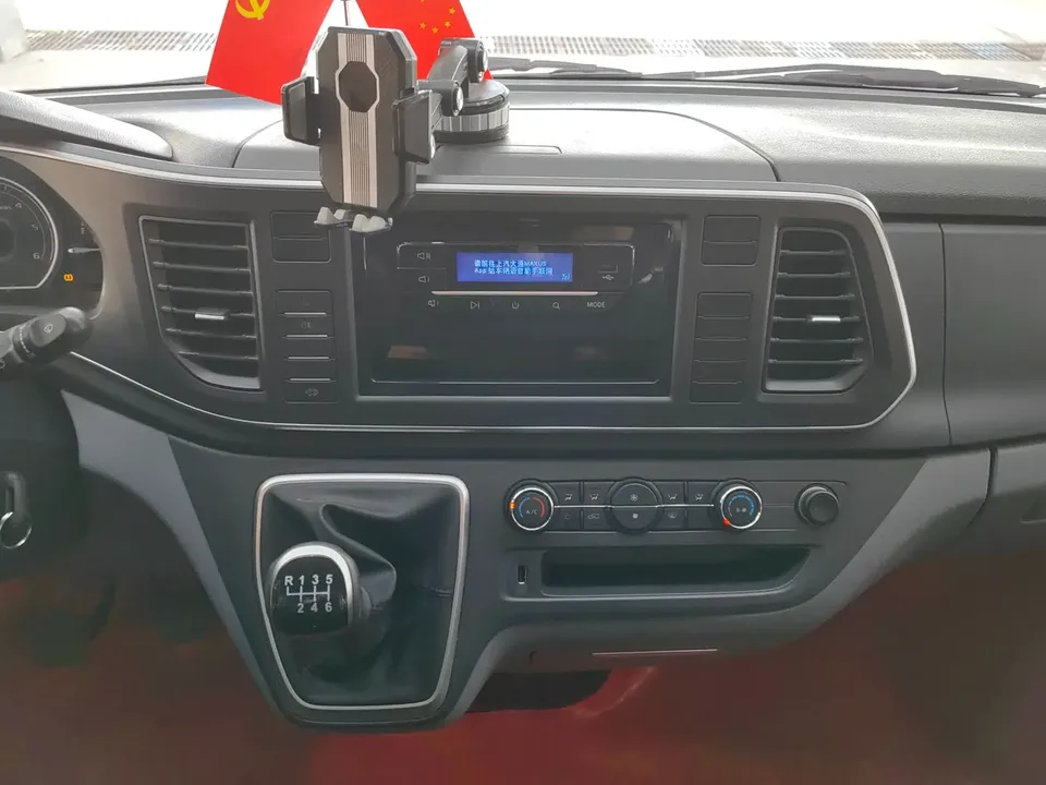 Datong Xintu V80 PRO 2.0T 9AT Aoyuntong short-axis mid-top 147Ps 7-9 seats 2025 — миниатюра 3