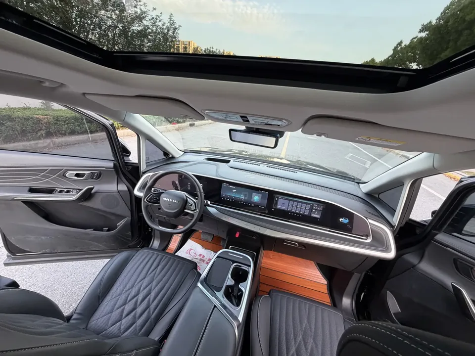 Datong Chase G90 2.0T Interstellar Seven-Seater Edition 2022 — миниатюра 5