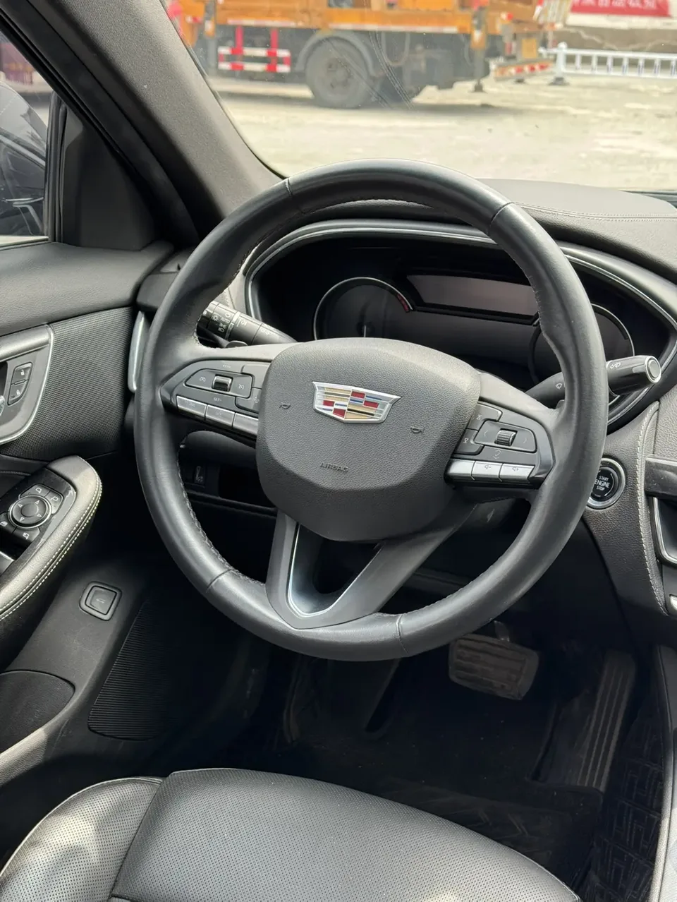Cadillac CT5 28T Luxury Standard Edition 2022 — миниатюра 4