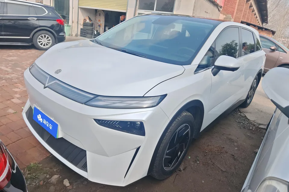 Kai Chen Venucia VX6 2024