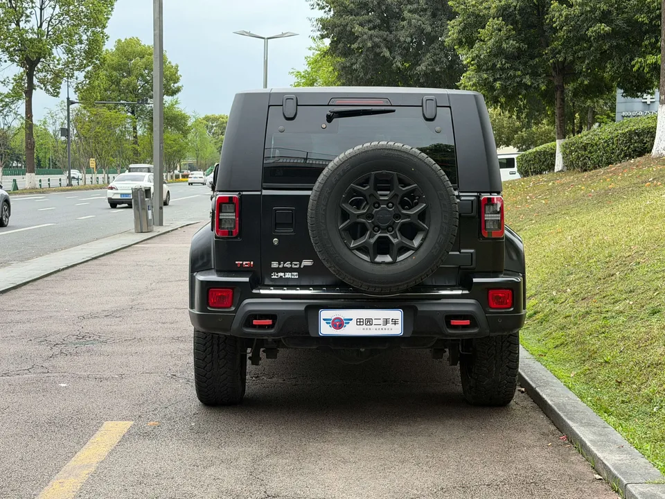 BAIC Beijing Off-road BJ40 Beijing Off-road BJ40 2023 2.0D Automatic 4WD Blade Hero Edition Knight Edition 2023 — миниатюра 5