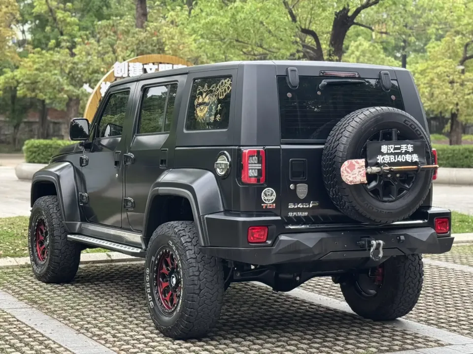 BAIC Beijing Off-road BJ40 Beijing Off-road BJ40 2023 2.0D Automatic 4WD Blade Hero Edition Knight Edition 2023 — миниатюра 2
