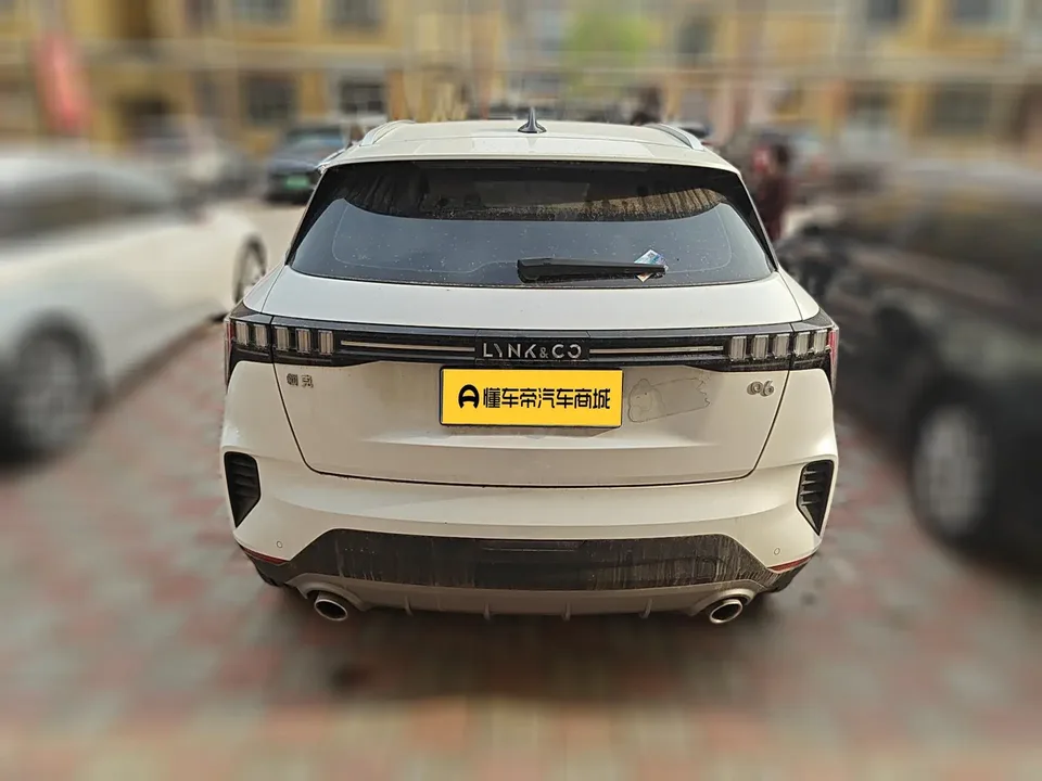 Lynk & Co 06 Lynk & Co 06 2023 Remix 1.5T Jin Pro 2022 — миниатюра 5