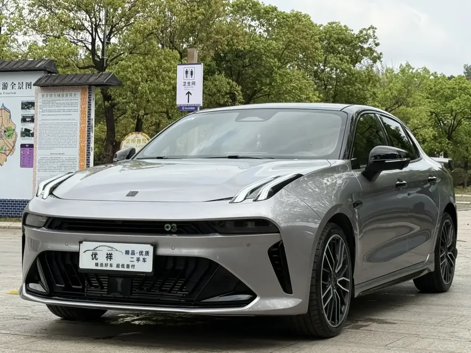 Lynk & Co 03 2025