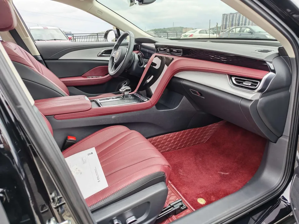 Hongqi H5 Hongqi H5 2025 1.5T DCT Flagship 500,000th Commemorative Edition 2025 — миниатюра 3