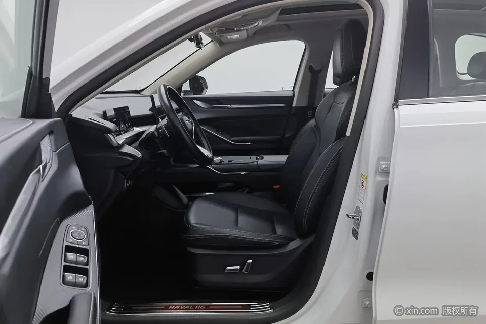 Haval H6 third generation 2.0T automatic two-wheel drive Max version 2023 — миниатюра 4