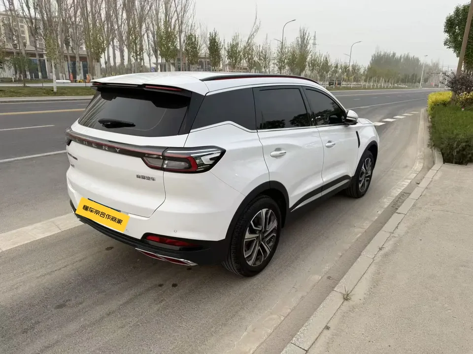 Chery Tiggo 7 Plus facelift 1.6TGDI DCT premium model 2023 — миниатюра 2