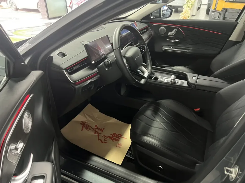 Chery Arrizo 8 PRO 290TGDI DCT Luxury Edition+ 2025 — миниатюра 5