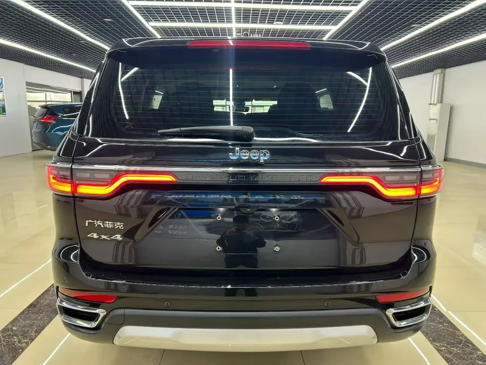Jeep Grand commander grand commander 2022 2.0T 4WD Deluxe Edition 2022 — thumbnail 2