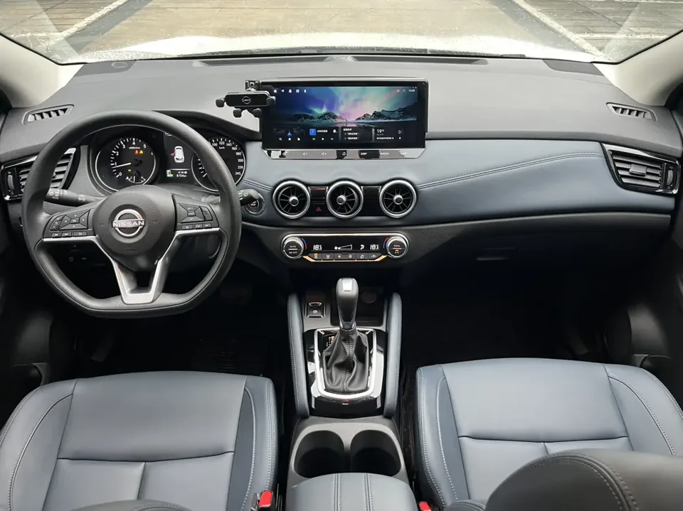Nissan Qashqai Qashqai 2025 Redesigned Honor 2.0L CVT XV True Heart Edition 2025 — thumbnail 3