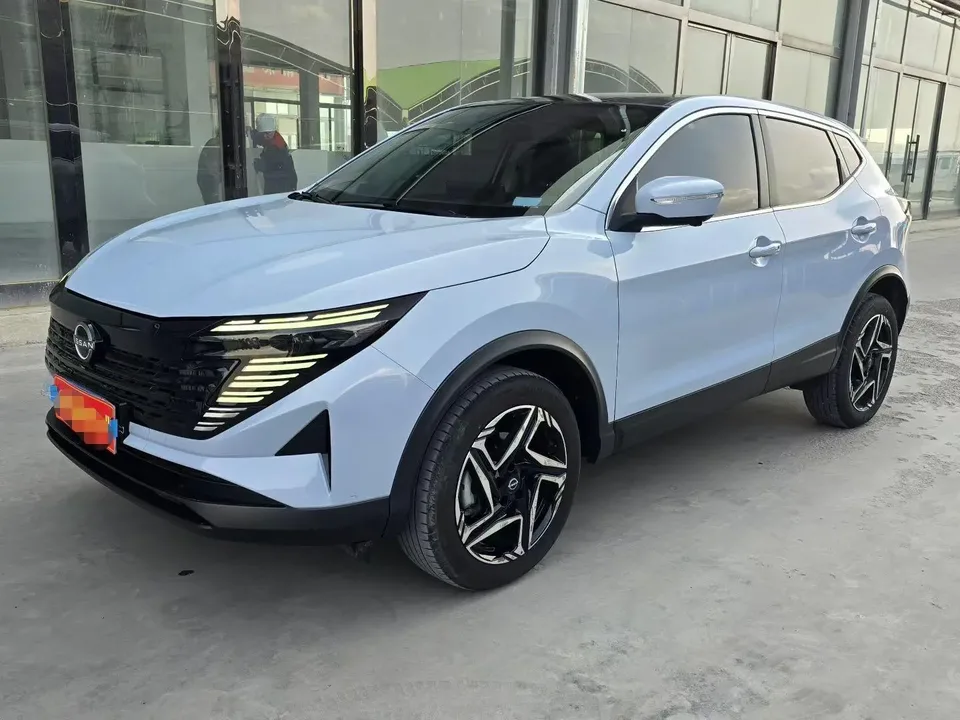 Nissan Qashqai Qashqai 2025 facelift Honor 2.0L CVT XV+ Leading Edition 2024 — photo 1, buy with delivery to Moscow