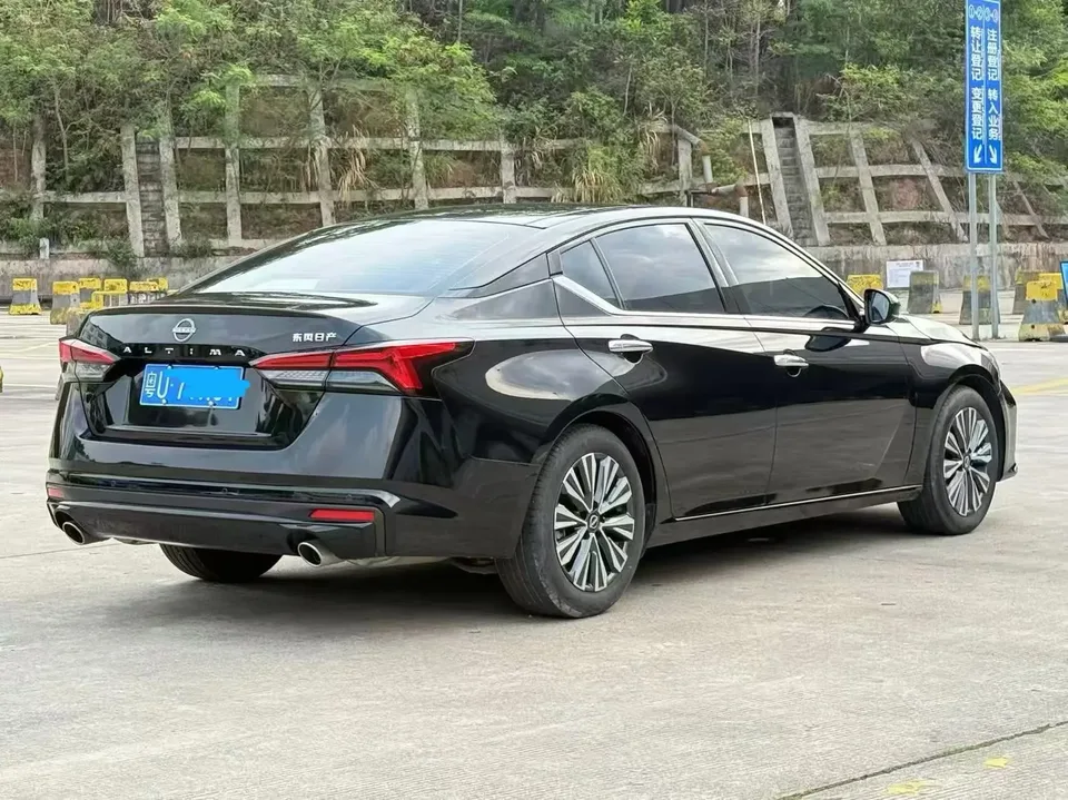 Nissan Altima Teana 2022 Teana 2.0L XL-TLS Enjoy Edition 2024 — thumbnail 2
