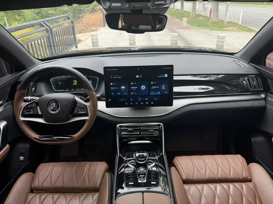 BYD Tang DM Tang DM 2021 DM-i 1.5T 112KM Premium 2022 — thumbnail 2