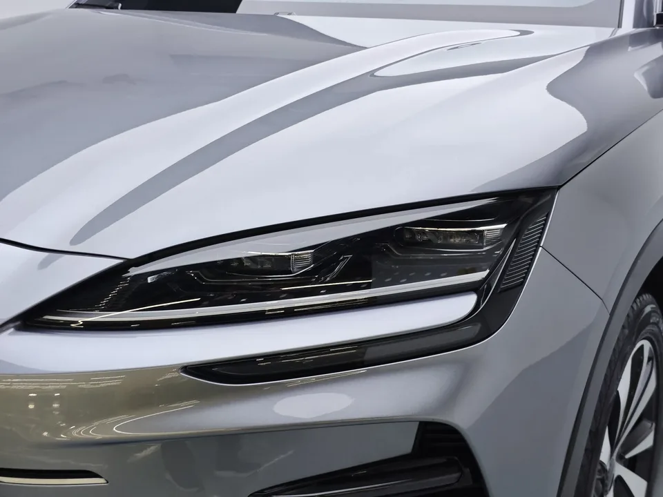BYD Song PLUS DM DM-i Champion Edition 110KM Flagship Model 2024 — миниатюра 3