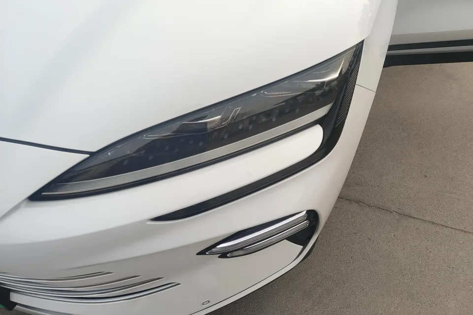 BYD Song PLUS DM DM-i Champion Edition 110KM Flagship Model 2024 — миниатюра 4