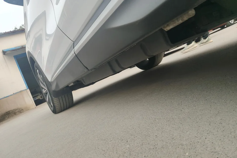 BYD Song PLUS DM DM-i Champion Edition 110KM Flagship Model 2024 — миниатюра 5