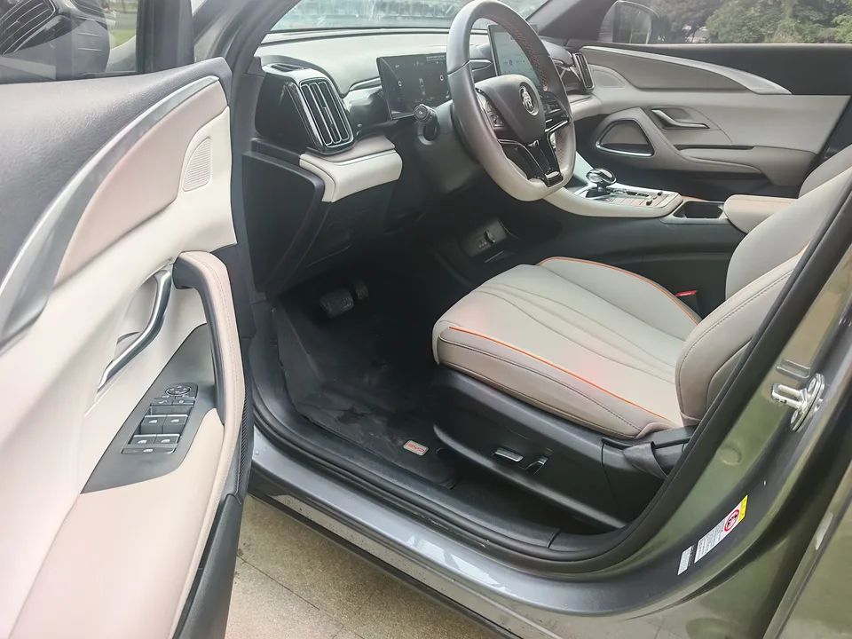BYD Song Pro DM DM-i Honor Edition 71km Pilot Edition 2025 — миниатюра 5