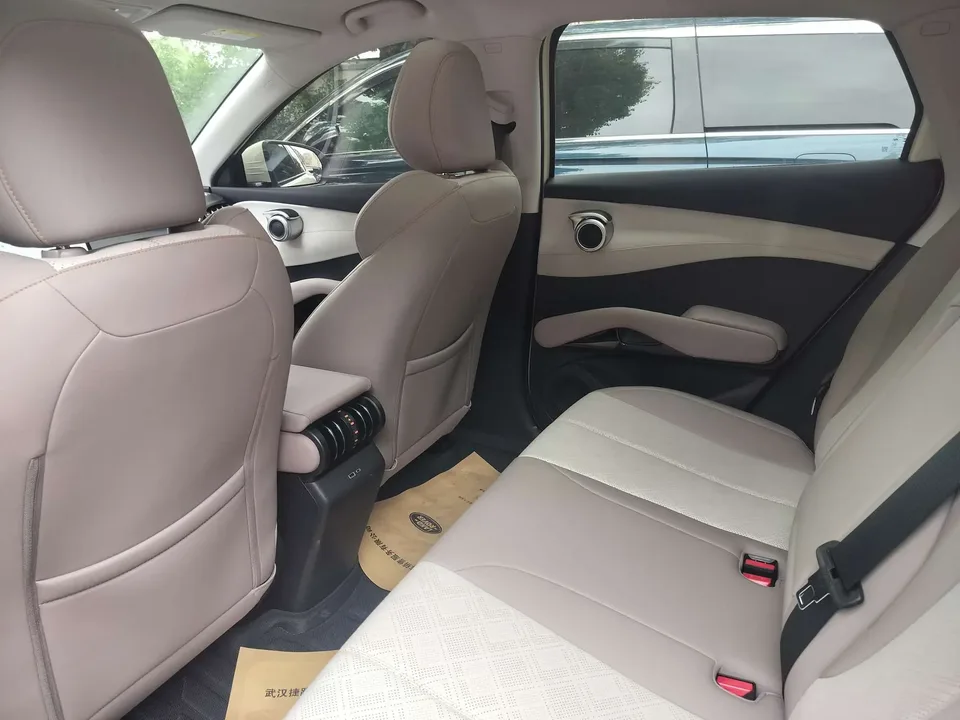 BYD Yuan Plus Honor Edition 510KM Leading Edition 2025 — миниатюра 3
