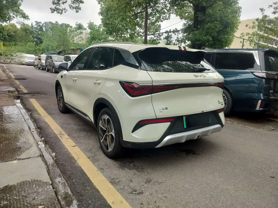 BYD Yuan Plus Honor Edition 510KM Leading Edition 2025 — миниатюра 4