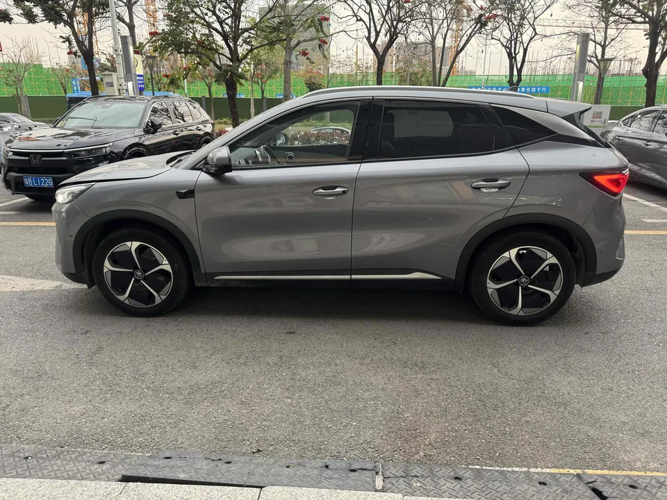 BYD Yuan Plus Smart Driving Edition 510KM Beyond Edition 2025 — миниатюра 3