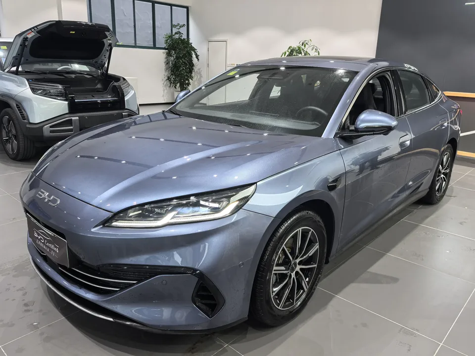 BYD Seal 06DM 2025
