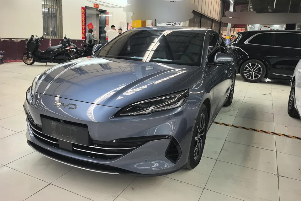 BYD Seal 06DM 2024