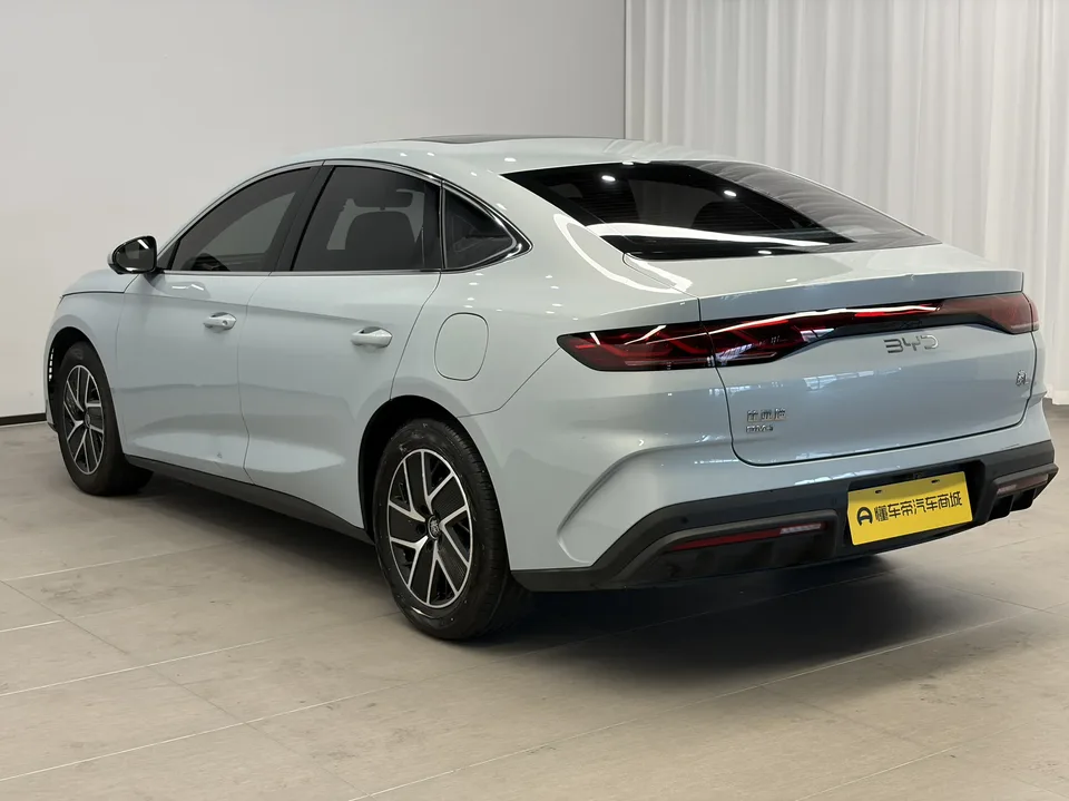 BYD Qin L DM DM-i 120KM Leading Model 2024 — миниатюра 5