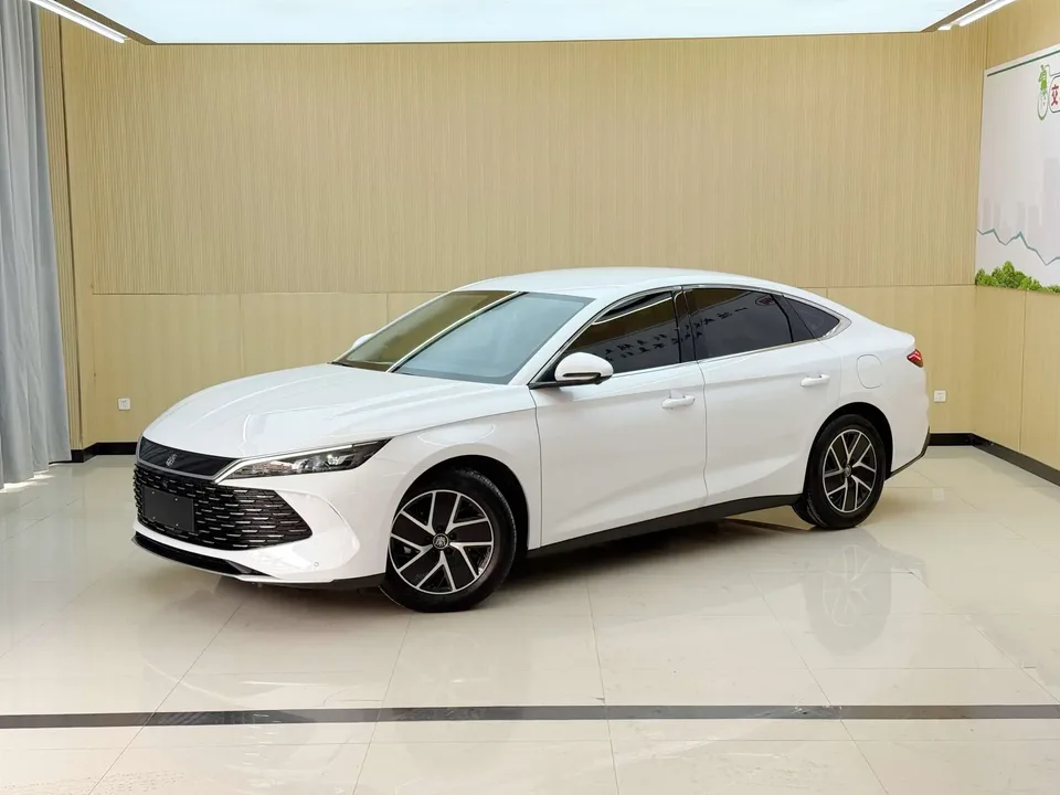 BYD Qin L DM 2024