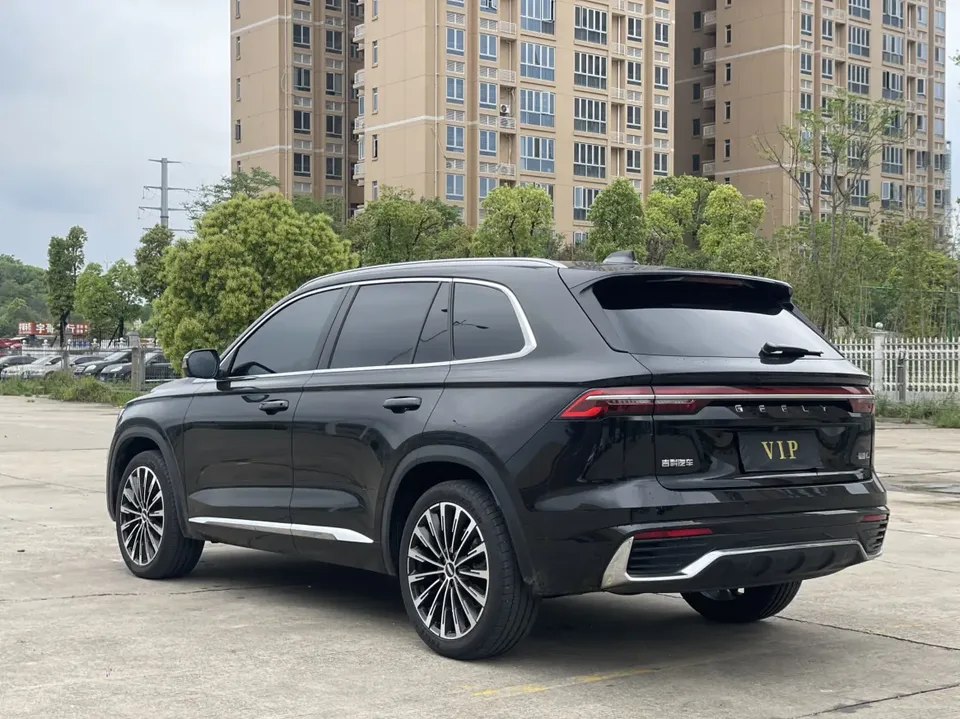 Geely Monjaro Xingyue L 2025 2.0TD High Power Automatic 2WD Dongfang Yao Lanxing Edition 2025 — миниатюра 4