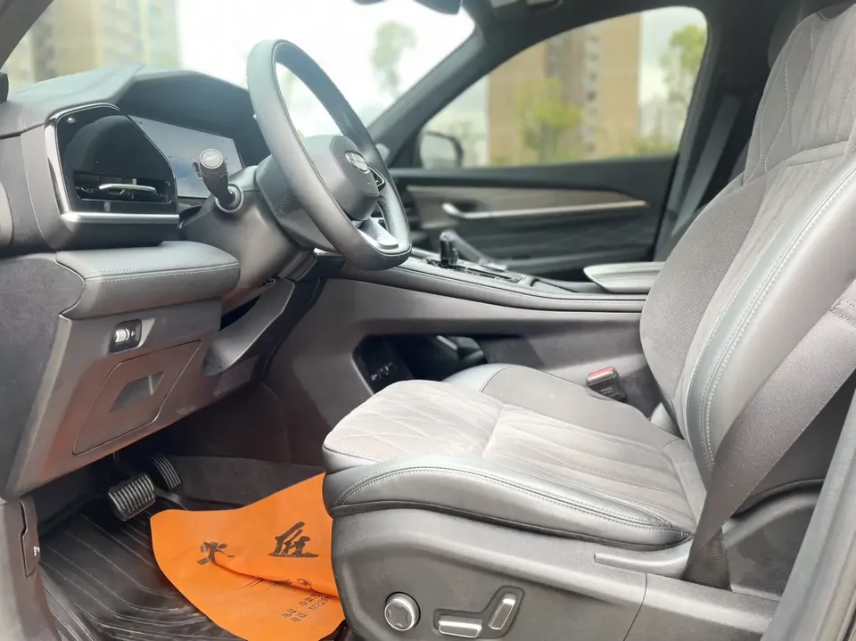 Geely Monjaro Xingyue L 2025 2.0TD High Power Automatic 2WD Dongfang Yao Lanxing Edition 2025 — миниатюра 5