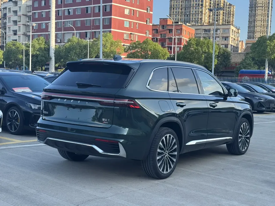 Geely Monjaro Xingyue L 2025 2.0TD High Power Automatic 4WD Dongfang Yao Wangyue Edition 2025 — миниатюра 2
