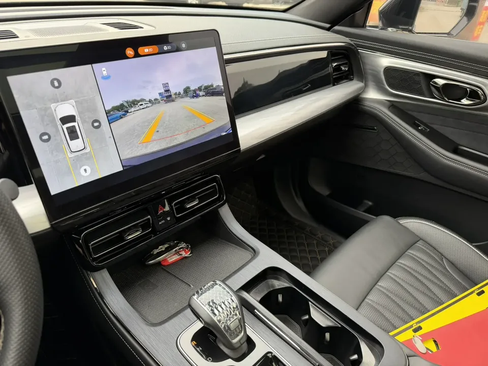 GAC Trumpchi GS8 Trumpchi GS8 2022 Hybrid Series 2.0TM Hybrid 2WD Premium Edition 7 Seaters 2024 — thumbnail 4