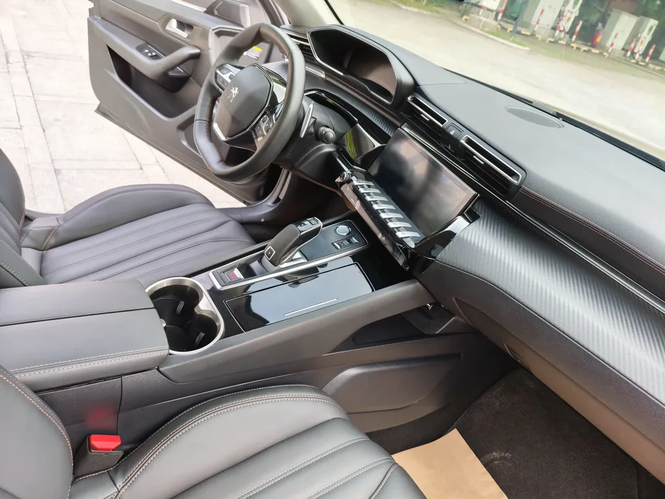 Peugeot 508L Peugeot 508L 2022 400THP PureTech Driving Control Edition 2022 — миниатюра 3
