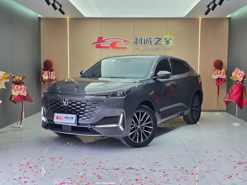 Changan UNI-K 2.0T Enjoy Edition 2023 — фото 1, купить с доставкой в Москву