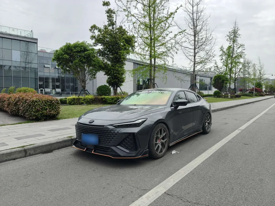 Changan UNI-V 2022