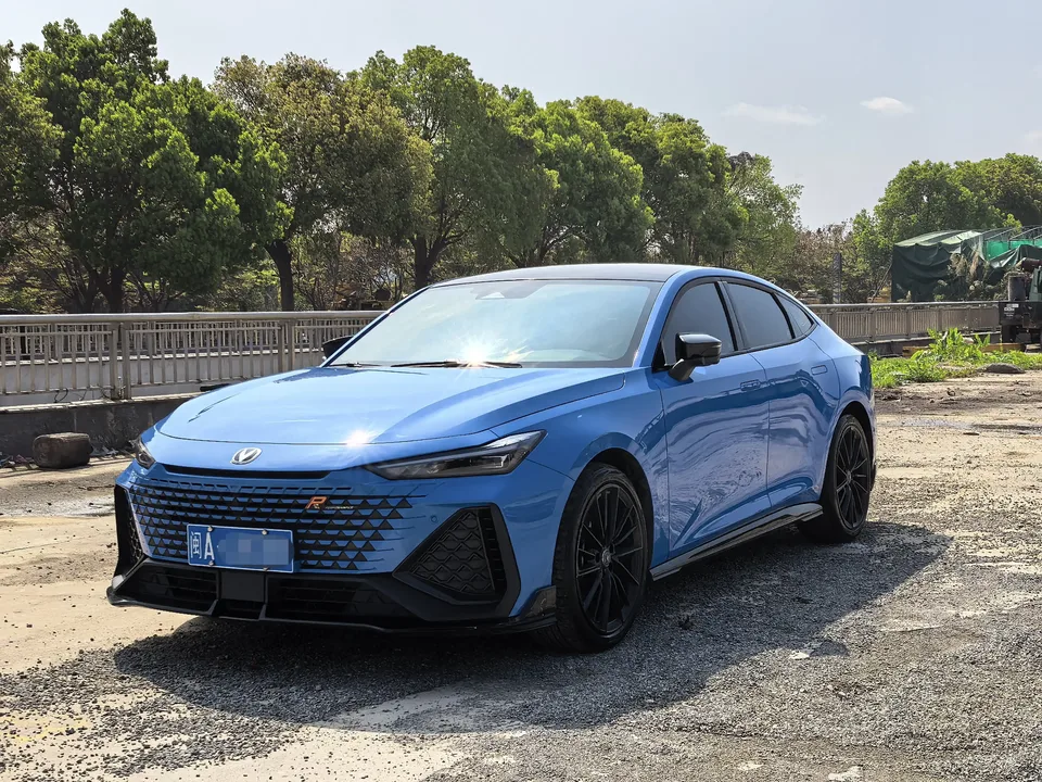 Changan UNI-V 2022