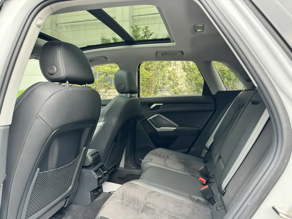 Audi Q3 Audi Q3 2023 35 TFSI Fashionable and Dynamic 2023 — миниатюра 5