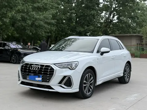 Audi Q3 2023 купить в Москве