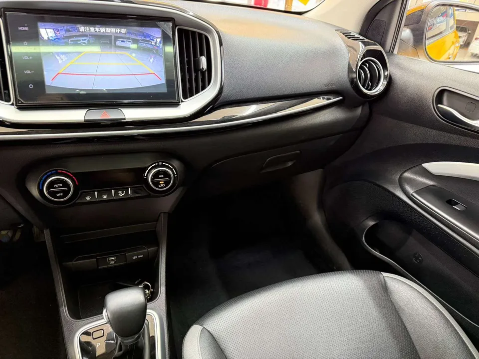 Kia KX1 Yipao 2021 1.4L CVT Fun Sunroof Model 2023 — thumbnail 3