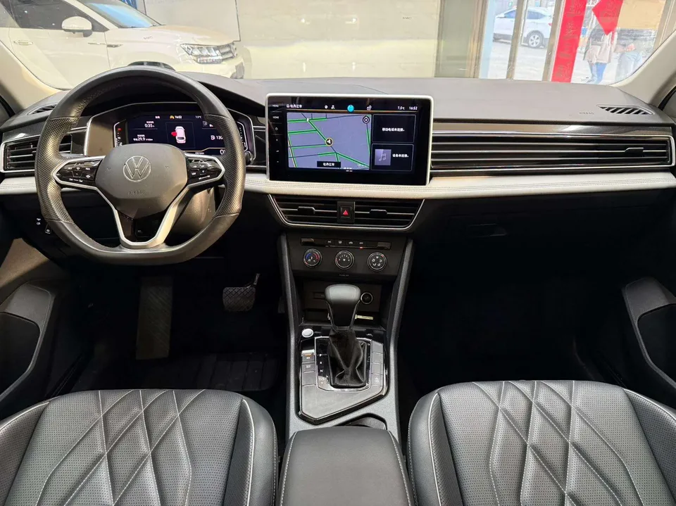Volkswagen Tiguan L Tiguan L 2023 280TSI Chaochuang Limited Edition 2023 — миниатюра 4