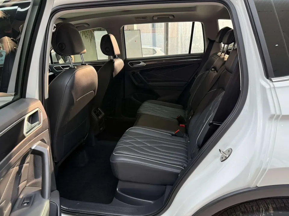 Volkswagen Tiguan L Tiguan L 2023 280TSI Chaochuang Limited Edition 2023 — миниатюра 5