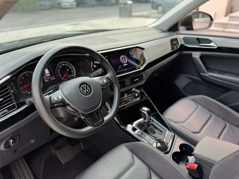 Volkswagen Tayron Tanyue 2022 330TSI 2WD Luxury Smart Edition 2022 — миниатюра 5