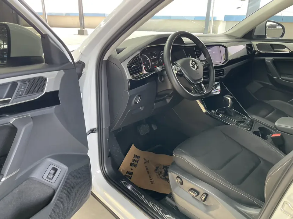Volkswagen Tayron Tanyue 2022 280TSI 2WD Luxury Smart Edition 2022 — миниатюра 5