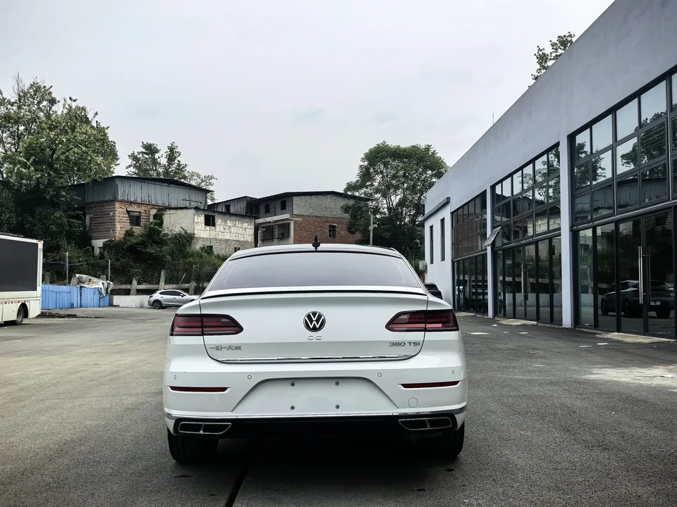 Volkswagen Arteon 380TSI eye-catching model 2025 — миниатюра 2